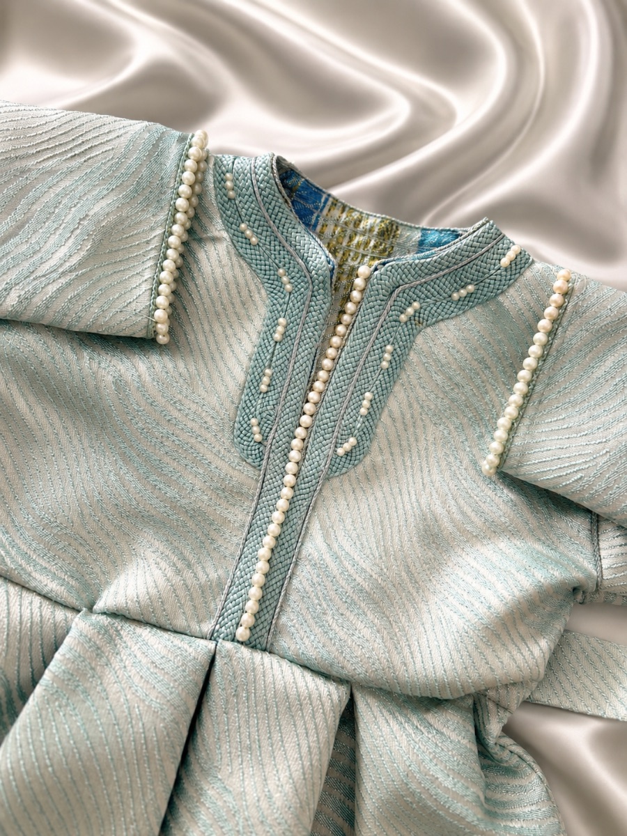 Little brocade robe bleu ciel