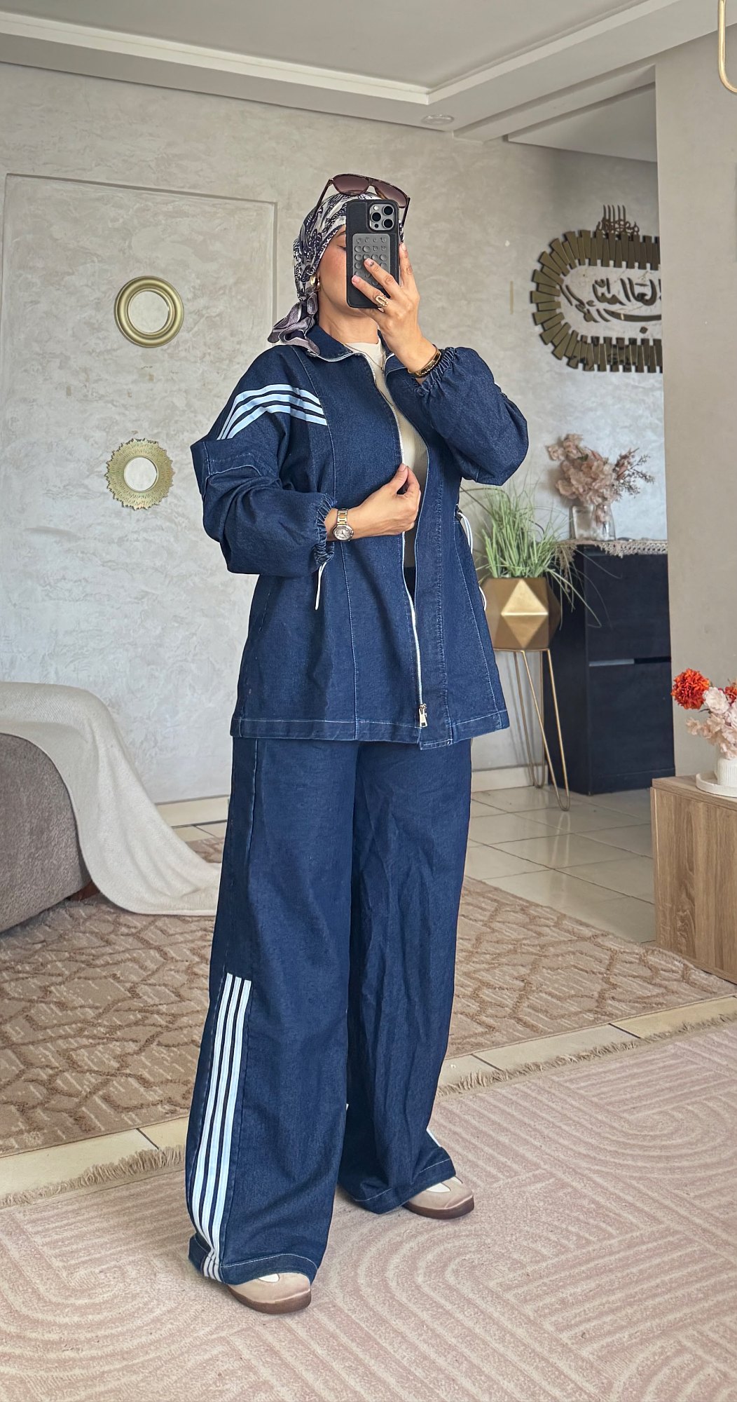 طقم جاكيت وبنطلون جينز بسحاب